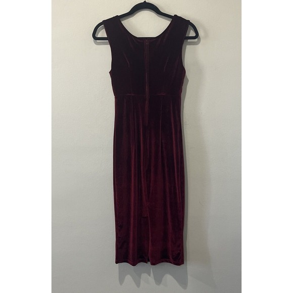 Rock Steady Dress Women’s Medium Red Velvet Bodycon Midi Vamp Whimsigoth Retro - Picture 3 of 10